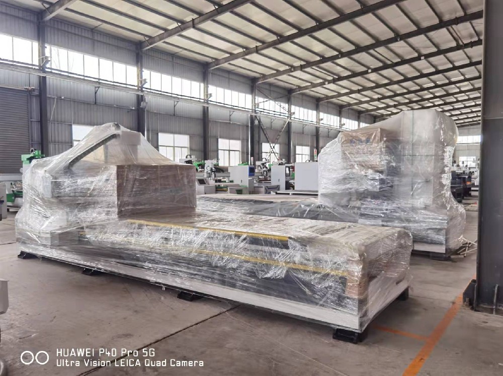 板式家具在生產(chǎn)過(guò)程中需要哪些設備？